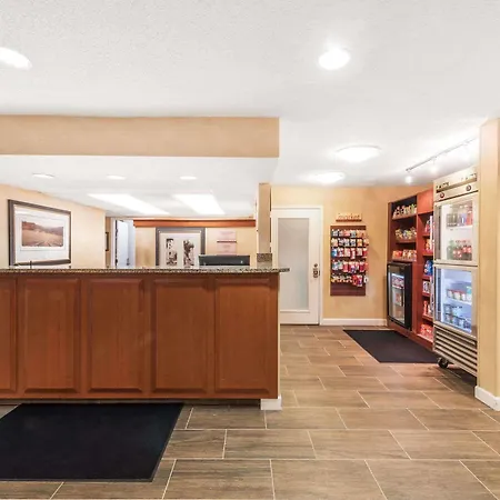 Hawthorn Suites Fort Worth University